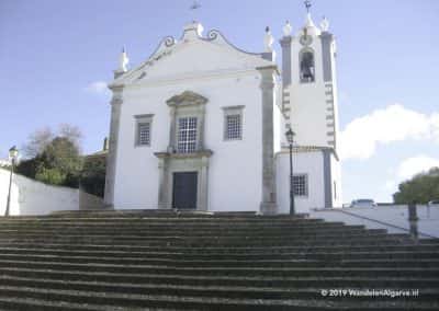 Centrum Estoi kerkplein en kerk